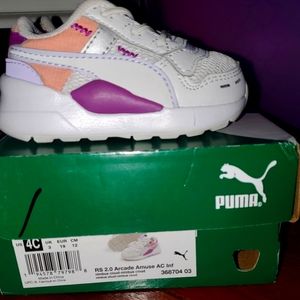 Puma sneakers